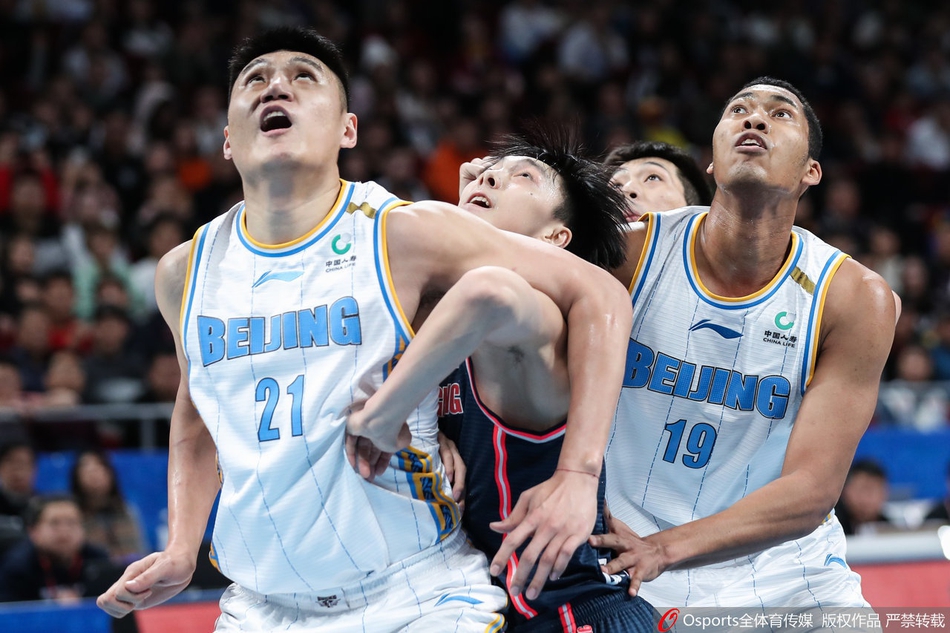 包含法国杯赛程吃紧,北京首钢今晚手感冰凉,话题不断,资深球员宣示担当的词条 包含法国杯赛程吃紧,北京首钢今晚手感冰凉,话题不断,资深球员宣示担当的词条