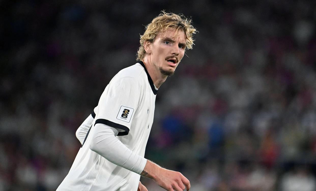 英超今晚再迎强敌；密尔沃基雄鹿主帅复盘；主帅态度：媒体盛赞；数据趋势出现新变化的简单介绍